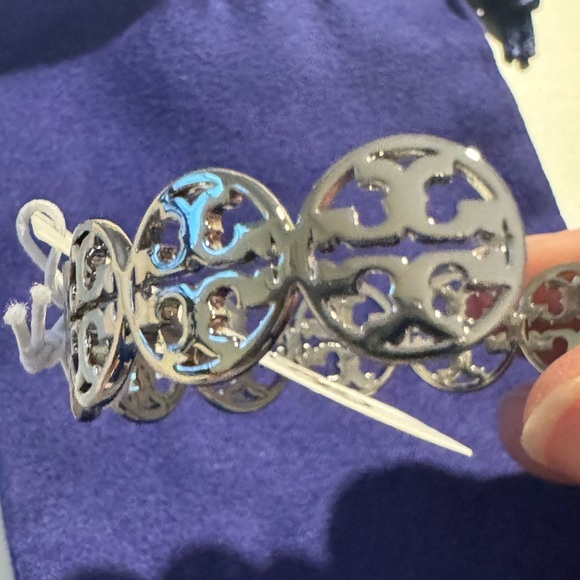 Tory Burch NWT Silver Toned Logo Cuff Bracelet - Picture 9 of 9